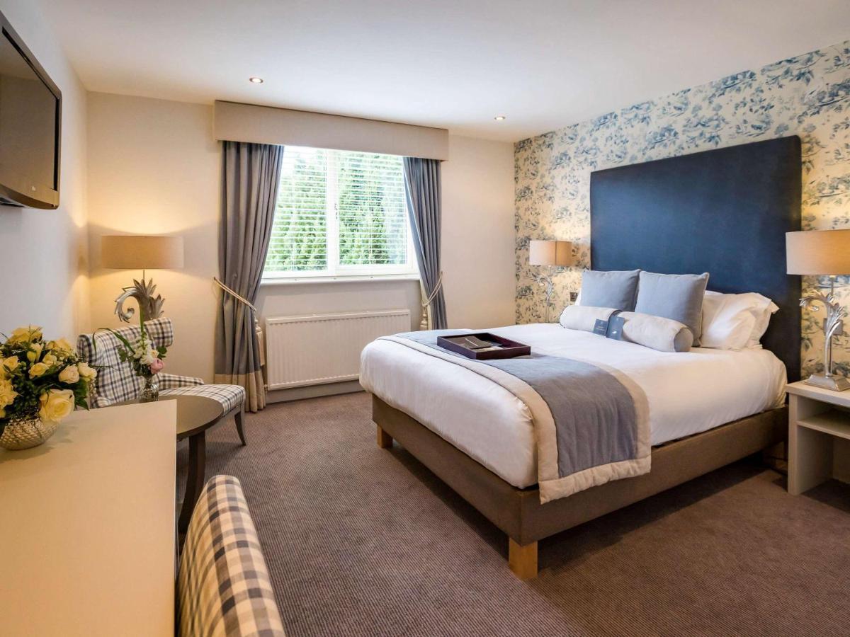 Worldhotels Distinctive Woughton House Hotel 밀턴 케인즈 외부 사진