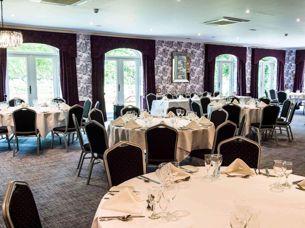 Worldhotels Distinctive Woughton House Hotel 밀턴 케인즈 외부 사진