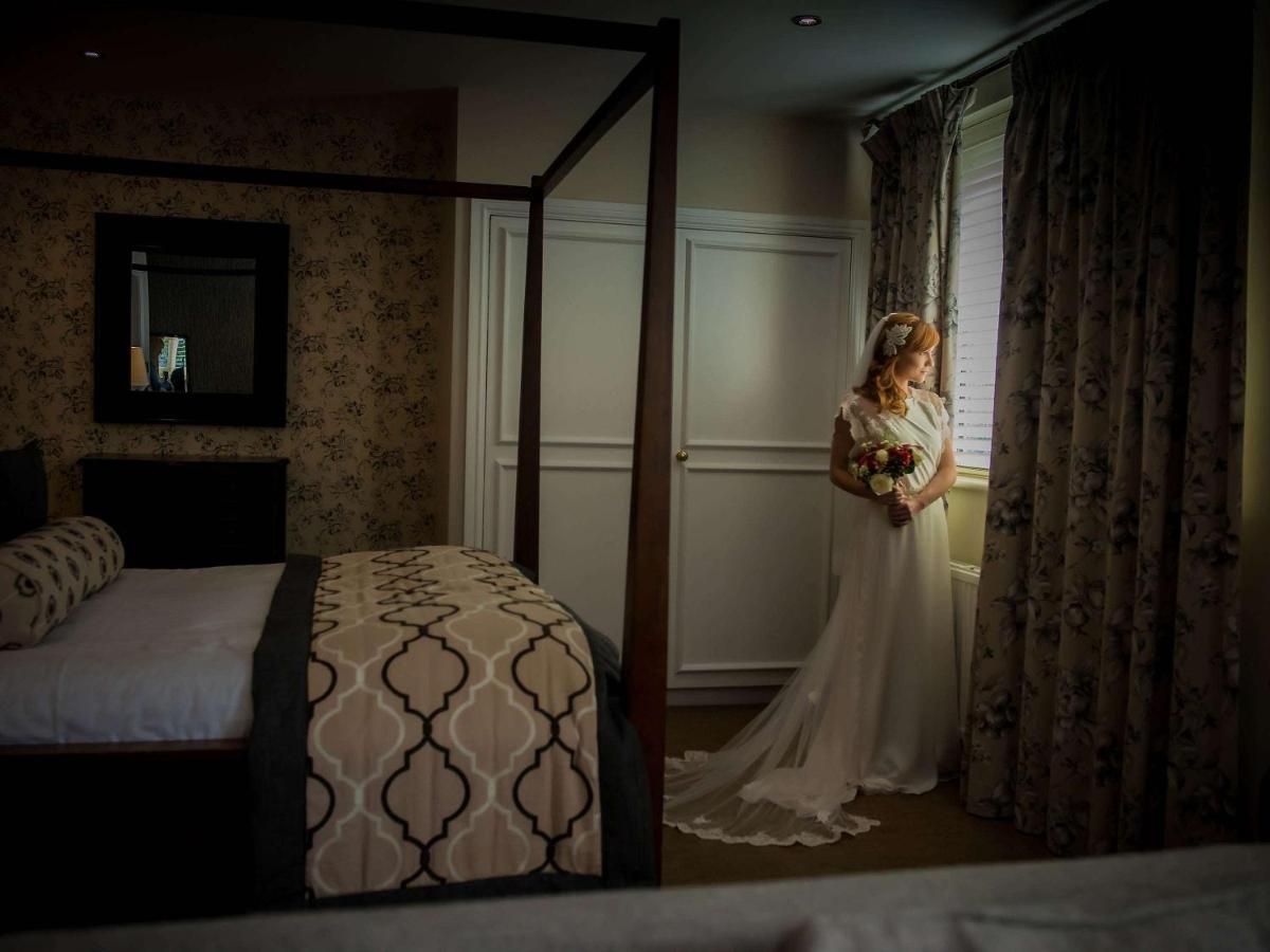 Worldhotels Distinctive Woughton House Hotel 밀턴 케인즈 외부 사진